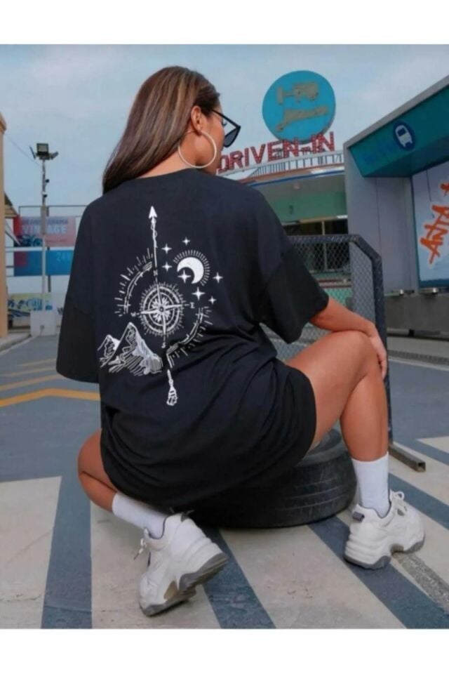 Unisex Detaylı Pusula Baskı Oversize Boyfriend T-Shirt