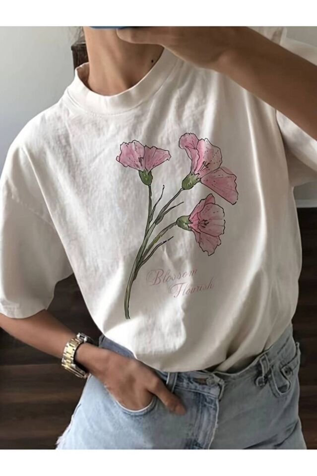 Kadın Çiçekli Baskılı Oversize Kısa Kollu Beyaz Pinterest  Tshirt