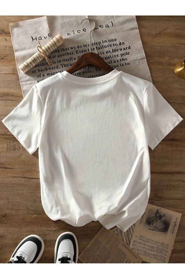 Kadın Çiçekli Baskılı Oversize Kısa Kollu Beyaz Pinterest  Tshirt