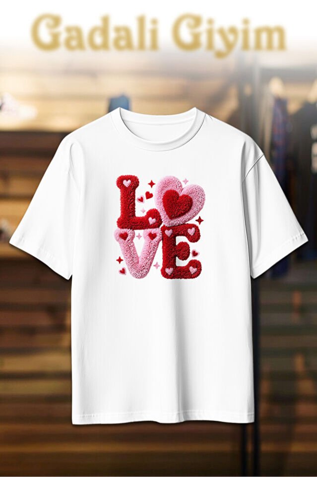 Unisex Oversize Tüylü Halı Taklitli Love Kalp Baskılı Günlük T-Shirt