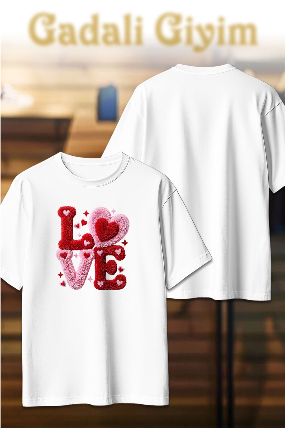 Unisex Oversize Tüylü Halı Taklitli Love Kalp Baskılı Günlük T-Shirt