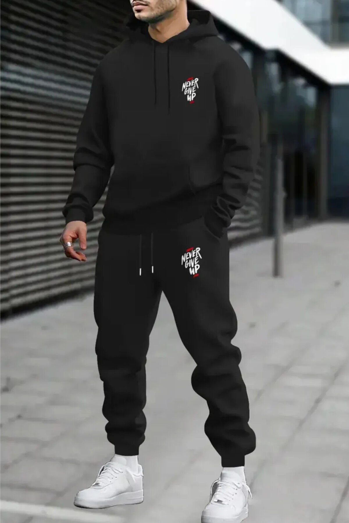 Kışlık Erkek Kapüşonlu Sweatshirt ve Jogger Takımı